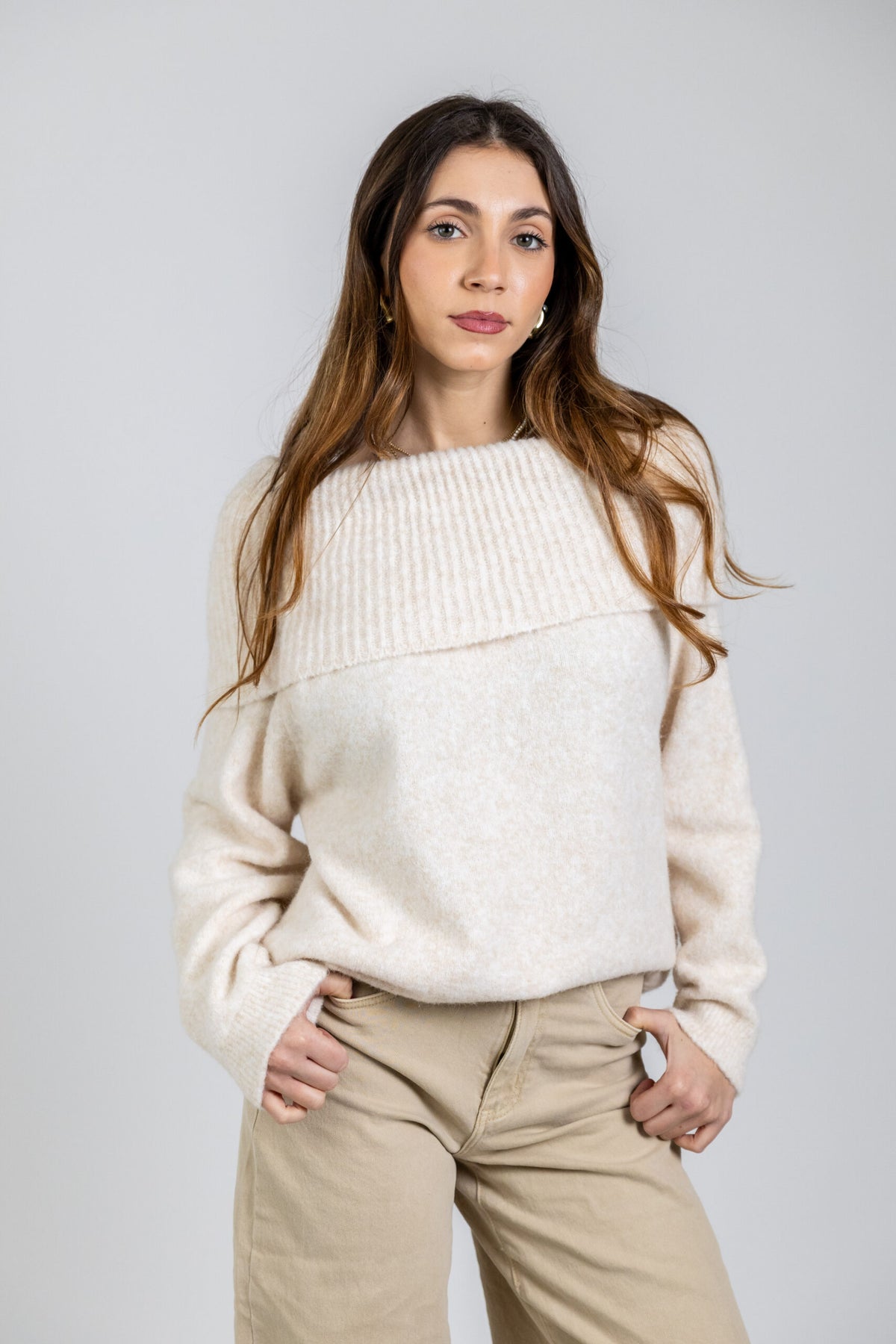 Maglia soft con scollo bardot