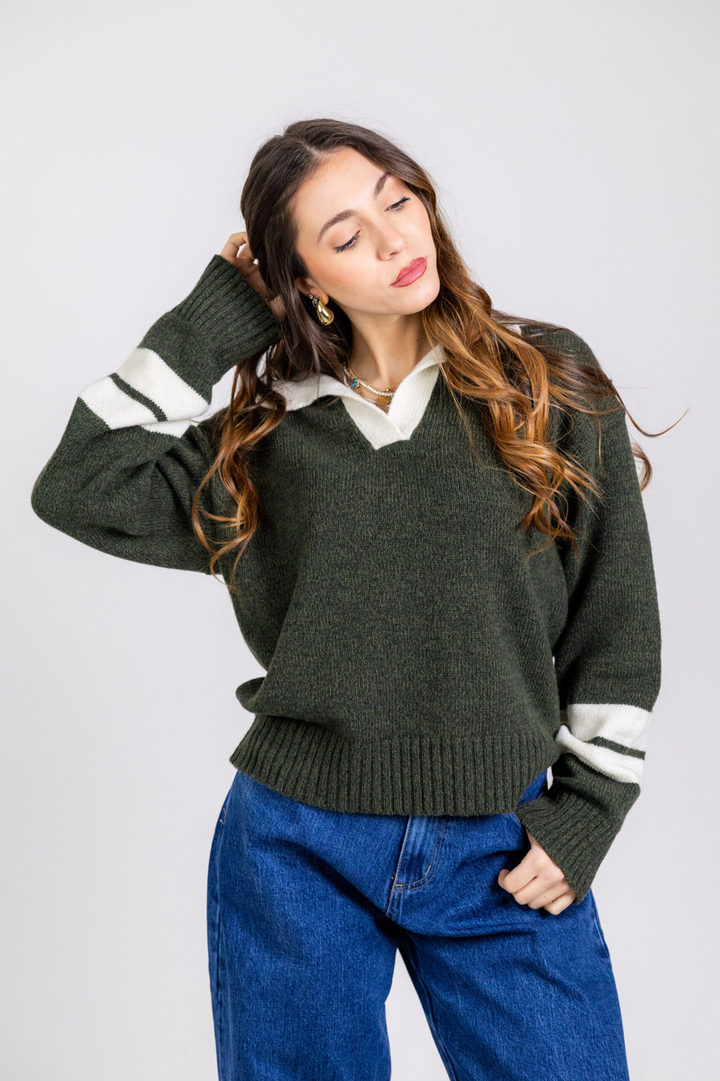 Maglione con colletto in contrasto