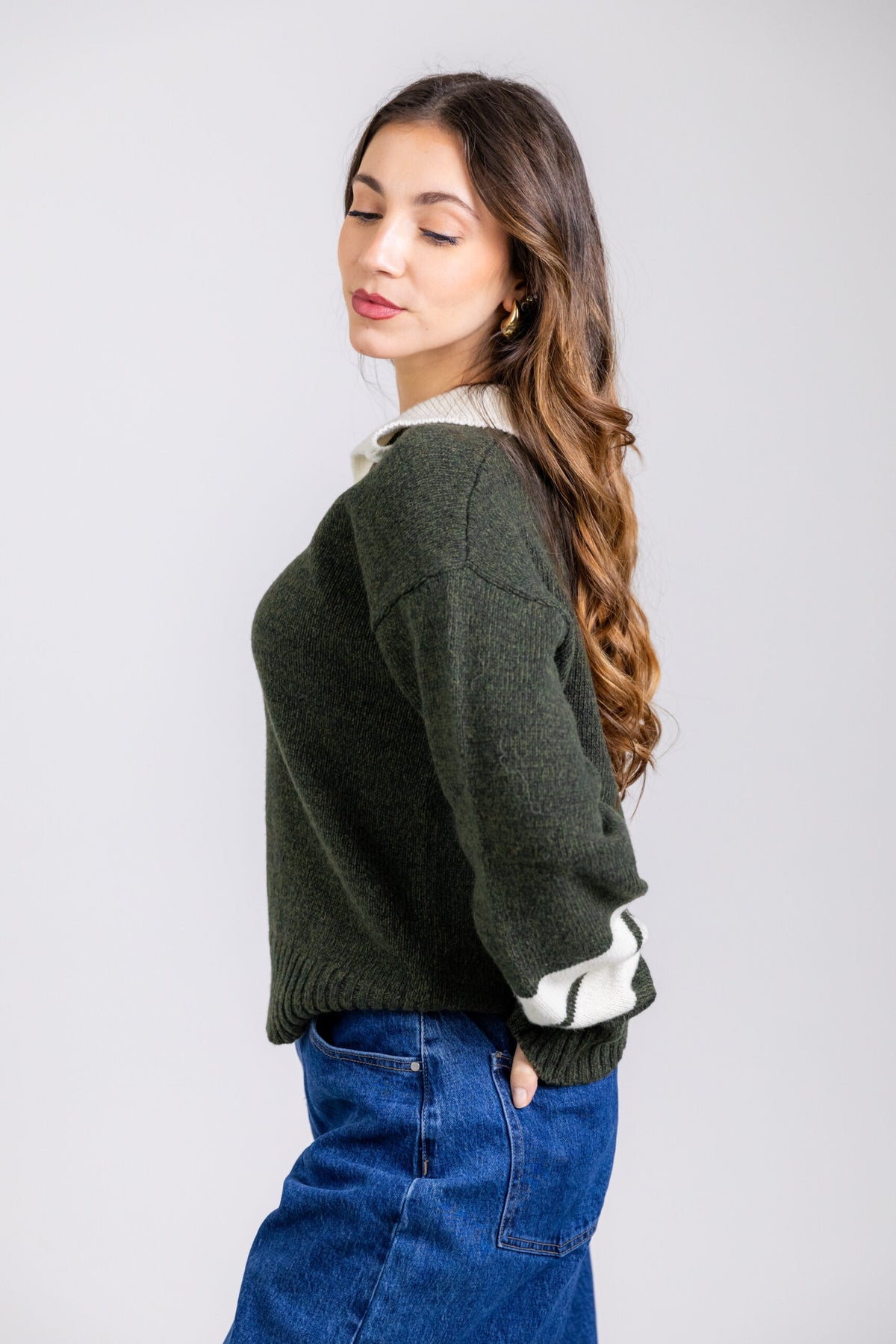 Maglione con colletto in contrasto