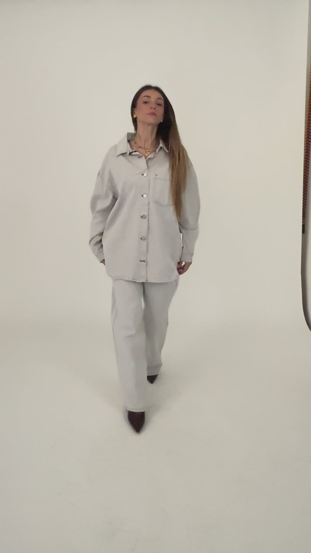 Jeans wide leg in denim grigio