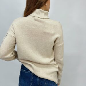 CASHMERE CAPSULE - Dolcevita in lana e cashmere con impunture - immagine 2