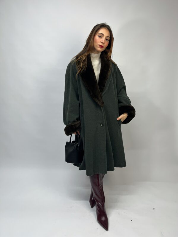 VINTAGE - Cappotto in lana con dettagli pelliccia